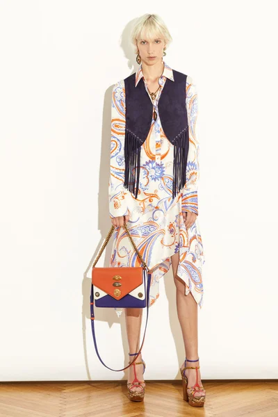 Look 9